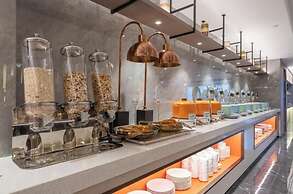 World Hotel Jinan Wenlvcheng Branch