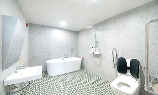 Restia Incheonbay Hotel