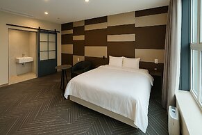 Restia Incheonbay Hotel