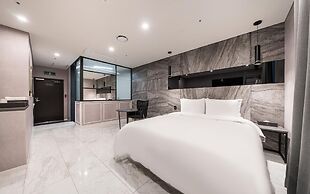 Restia Incheonbay Hotel