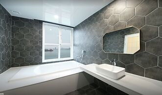 Restia Incheonbay Hotel