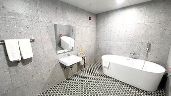 Restia Incheonbay Hotel