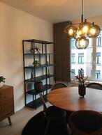 La Petite For t Design Flat in Antwerp City