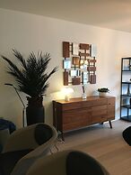 La Petite For t Design Flat in Antwerp City