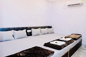 Hotel Laxmi Palace and Restaurants