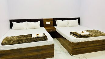 Hotel Laxmi Palace and Restaurants