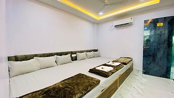 Hotel Laxmi Palace and Restaurants