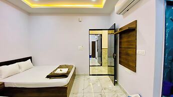 Hotel Laxmi Palace and Restaurants