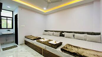 Hotel Laxmi Palace and Restaurants