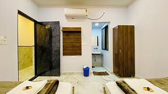 Hotel Laxmi Palace and Restaurants