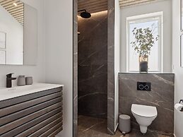 5 Star Holiday Home in Henne