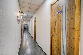 Hotel Skycity Premium AC Room in Surat