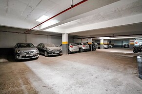 Hotel Skycity Premium AC Room in Surat