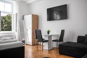 Perfect 7BR Stay Near Hauptbahnhof