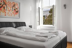 Perfect 7BR Stay Near Hauptbahnhof