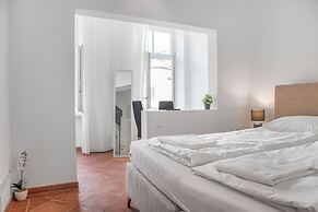 Perfect 7BR Stay Near Hauptbahnhof