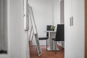 Perfect 7BR Stay Near Hauptbahnhof