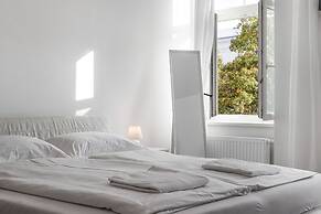 Perfect 7BR Stay Near Hauptbahnhof