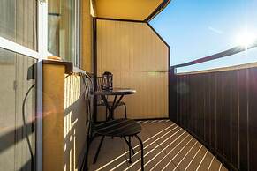 Lothus - by Kairos Apartments