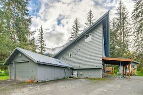 Cozy Girdwood Apt: 1 Block From Alyeska Resort
