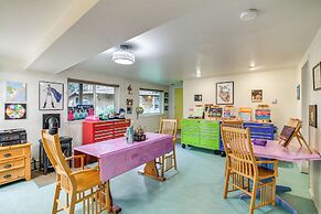 Cozy Girdwood Apt: 1 Block From Alyeska Resort