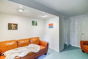 Cozy Girdwood Apt: 1 Block From Alyeska Resort