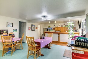Cozy Girdwood Apt: 1 Block From Alyeska Resort