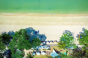 BJ&Radisson SeaView Hotel