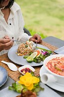 BJ&Radisson SeaView Hotel