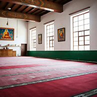 BJ&Radisson SeaView Hotel