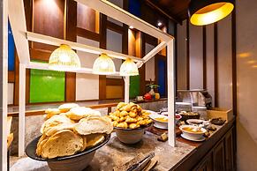 BJ&Radisson SeaView Hotel