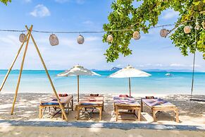 BJ&Radisson SeaView Hotel