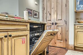 Strand Haus Ski In Ski Out At Canyons 2 Bedroom Condo