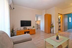 Spacious Apartment With Terrace and BBQ