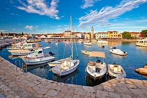 Spacious Apartment With Terrace and BBQ