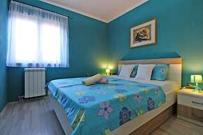 Spacious Apartment With Terrace and BBQ