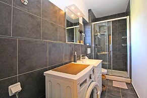 Spacious Apartment With Terrace and BBQ