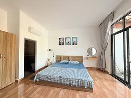 HOMESTAY HALONA