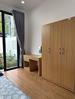 HOMESTAY HALONA