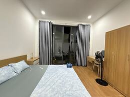 HOMESTAY HALONA