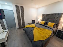 Spacious and Comfortable Modern Rooms