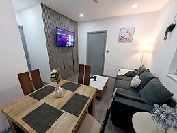 Spacious and Comfortable Modern Rooms