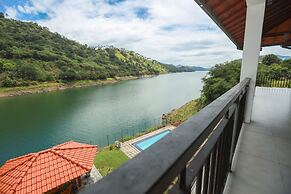 Villa Victoria Edge