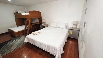 Sanchz Aqua Lounge Hotel by Chat Noir