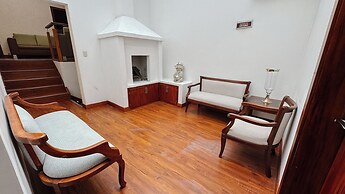 Sanchz Aqua Lounge Hotel by Chat Noir