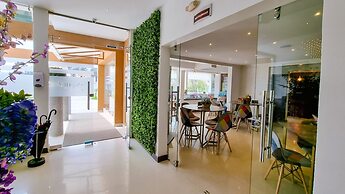 Sanchez hotel Spa by Chat Noir