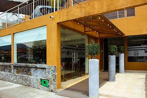 Sanchez hotel Spa by Chat Noir