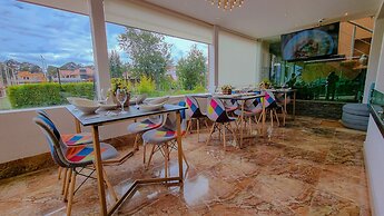 Sanchez hotel Spa by Chat Noir