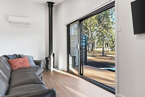 Warrawindi Escapes