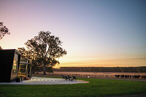Warrawindi Escapes